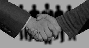 Lets Make A Deal 5 Tactics For Becoming A Better Negotiator Hero Banner 1920C3971044